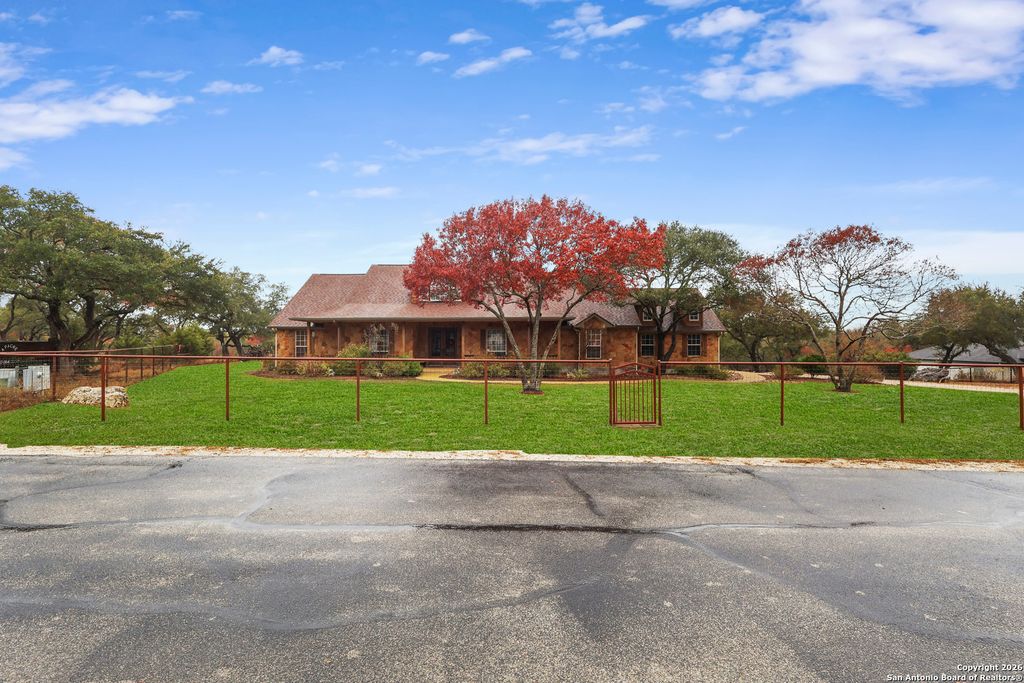 Photo of 122 Lantana Cerro, Spring Branch, TX 78070 (MLS # 1934557)