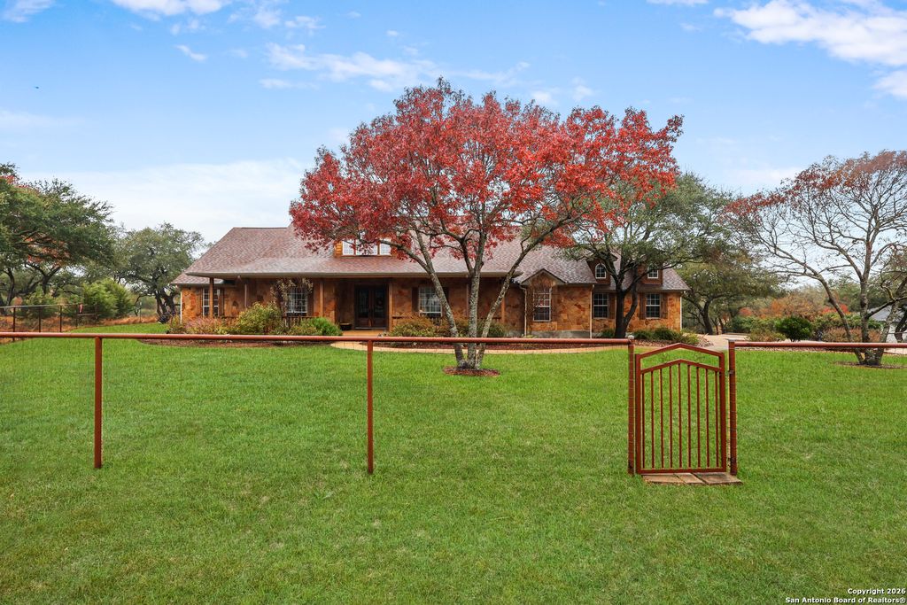 Photo of 122 Lantana Cerro, Spring Branch, TX 78070 (MLS # 1934557)