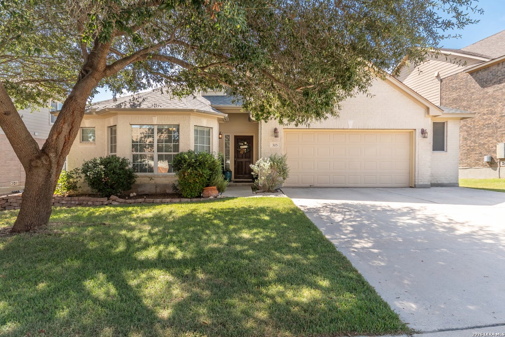 Photo of 305 HILTON DR, Cibolo, TX 78108 (MLS # 2011957)