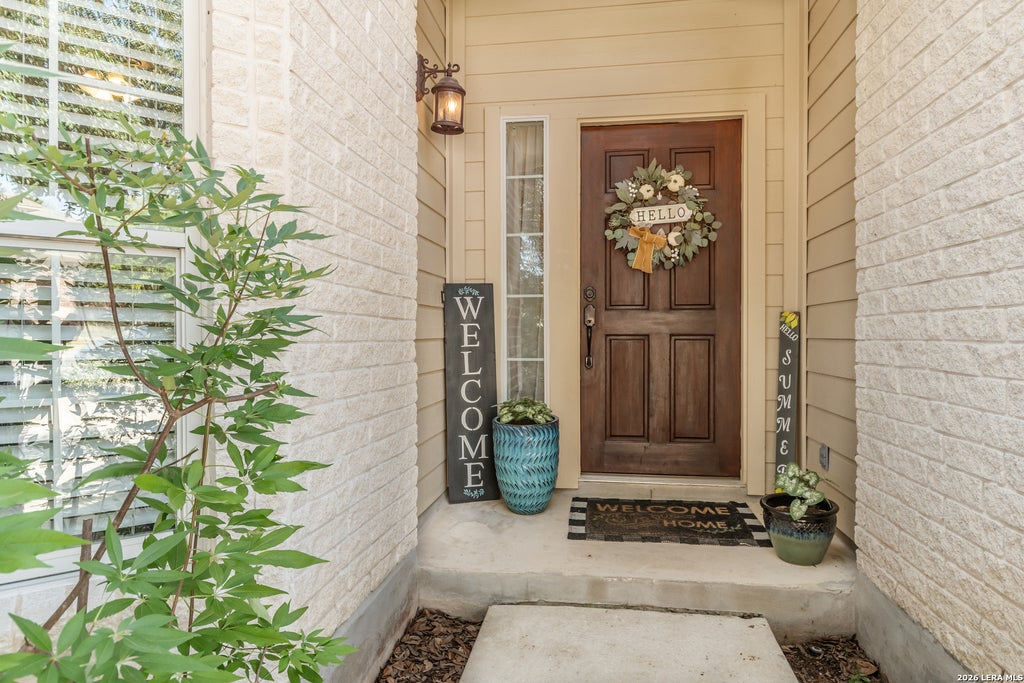 Photo of 305 HILTON DR, Cibolo, TX 78108 (MLS # 2011957)