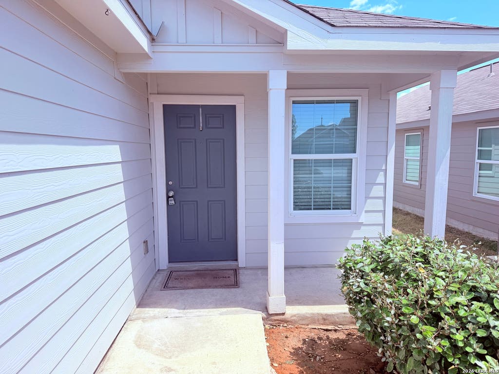Photo of 422 AMBUSH RDG, San Antonio, TX 78220 (MLS # 2008528)