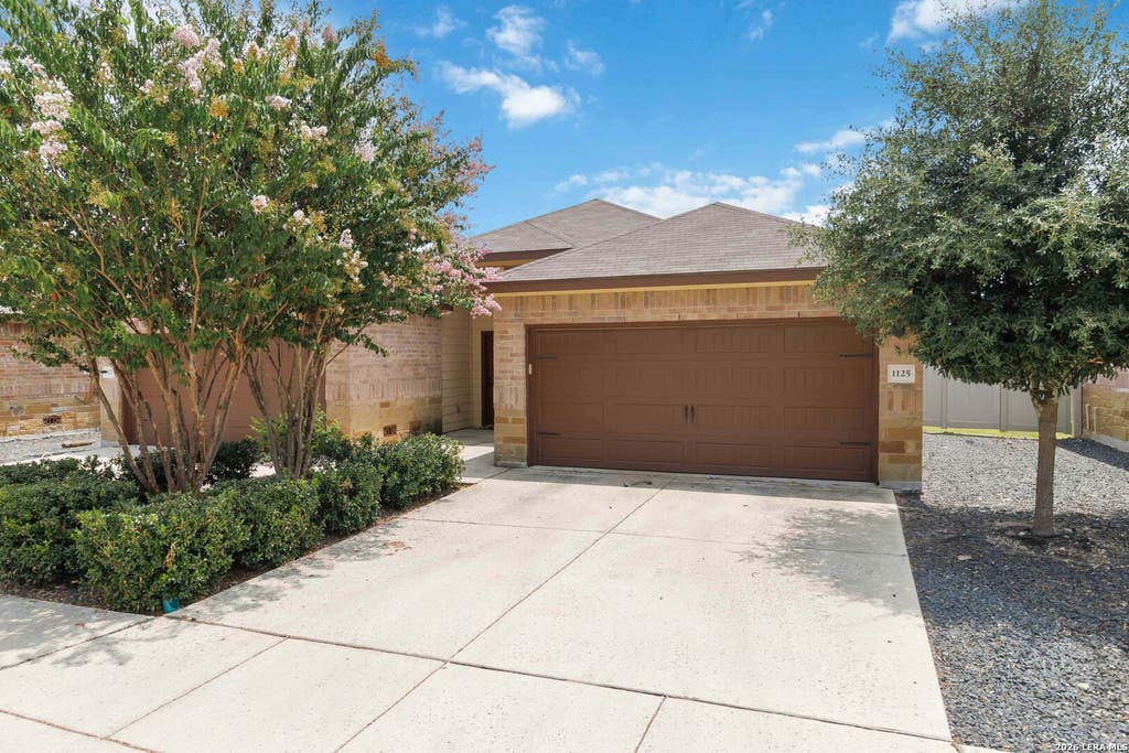 Photo of 1125/1127 Stanley Way, Seguin, TX 78155 (MLS # 2005199)