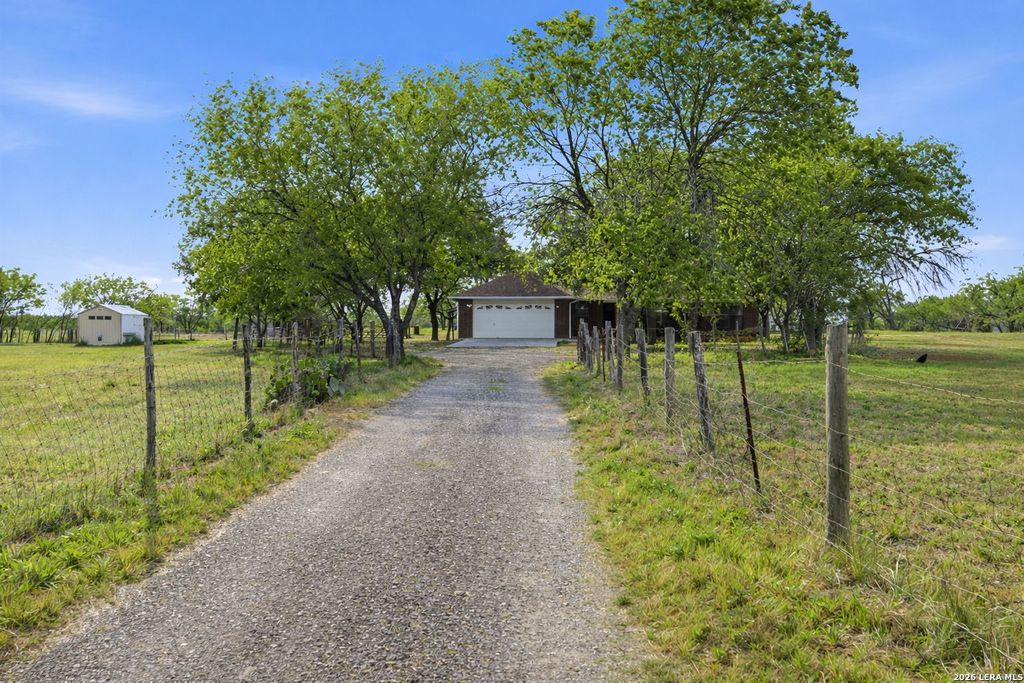 Photo of 16310 State Highway 123, Seguin, TX 78155 (MLS # 1955252)