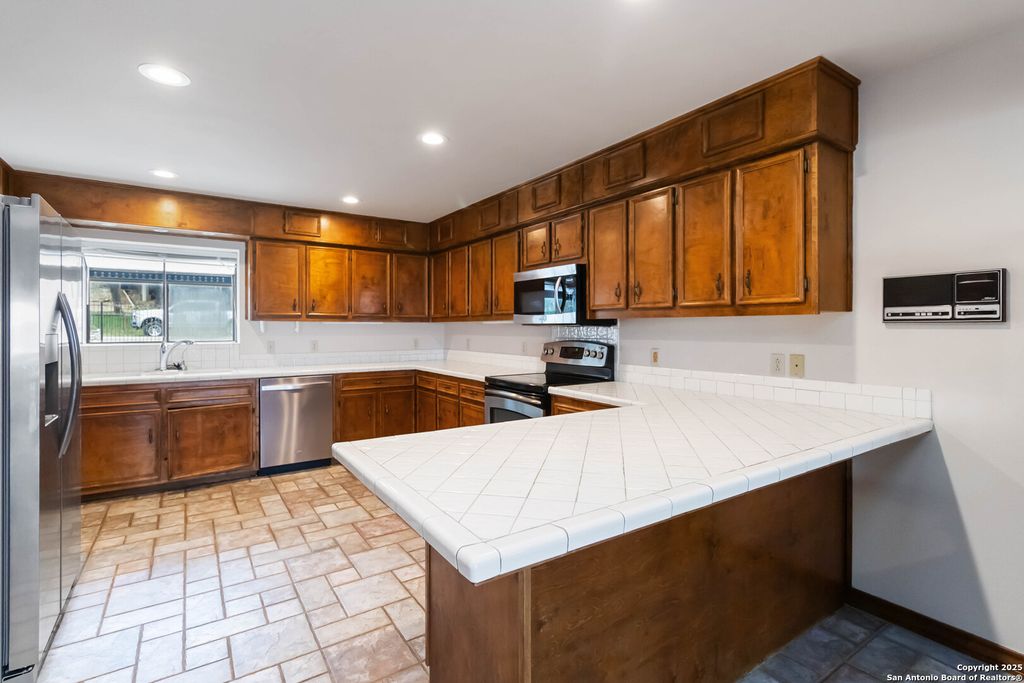 Photo of 2179 Glenn Dr, Canyon Lake, TX 78133 (MLS # 1871921)