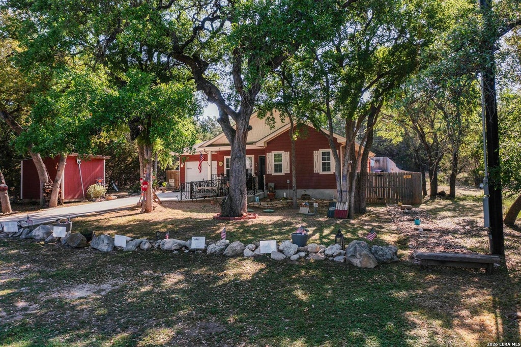 Photo of 1118 Lonesome, Canyon Lake, TX 78133 (MLS # 1952713)