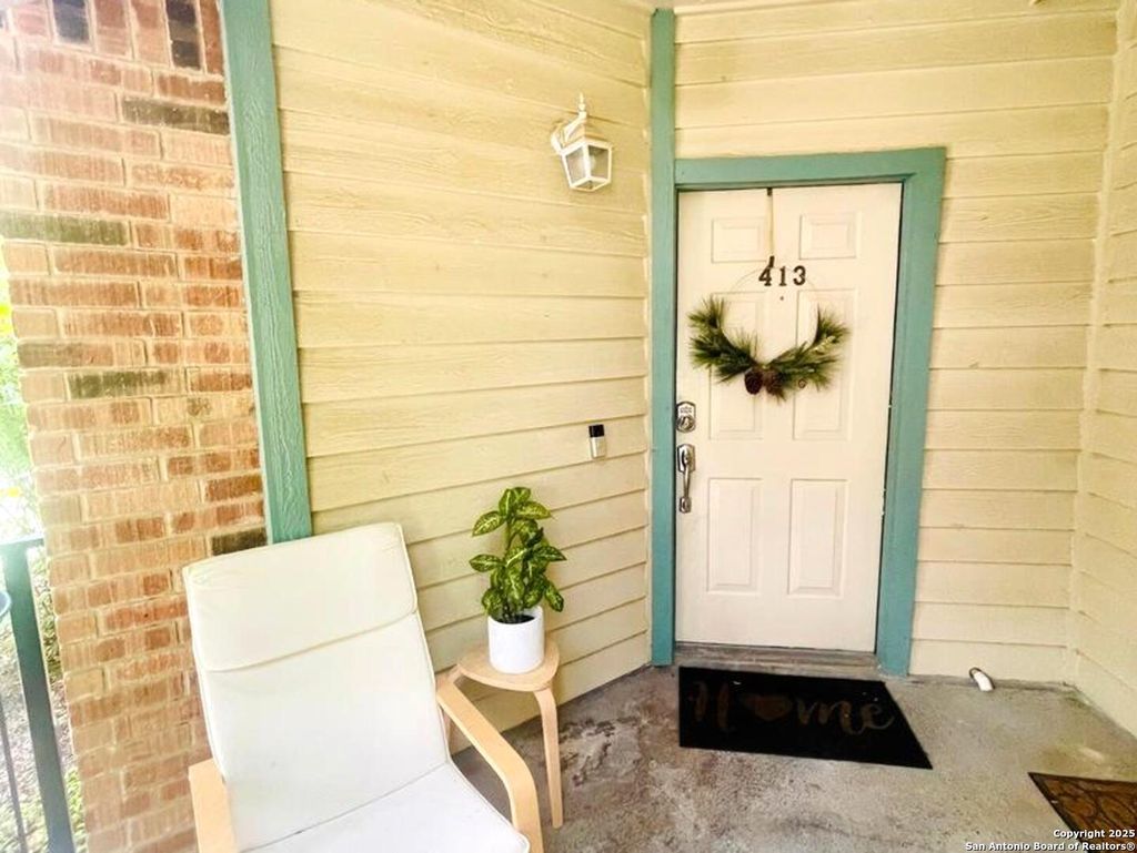 Photo of 4839 BRANDEIS ST. 413 #413, San Antonio, TX 78249 (MLS # 1877919)