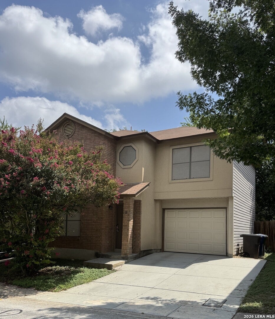 Photo of 18 TORREYS POST, San Antonio, TX 78240 (MLS # 2003066)