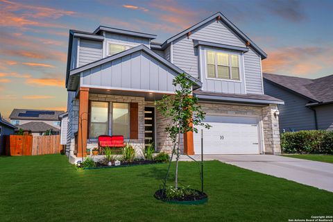 5001 DROVERS PATH St Hedwig TX 78152