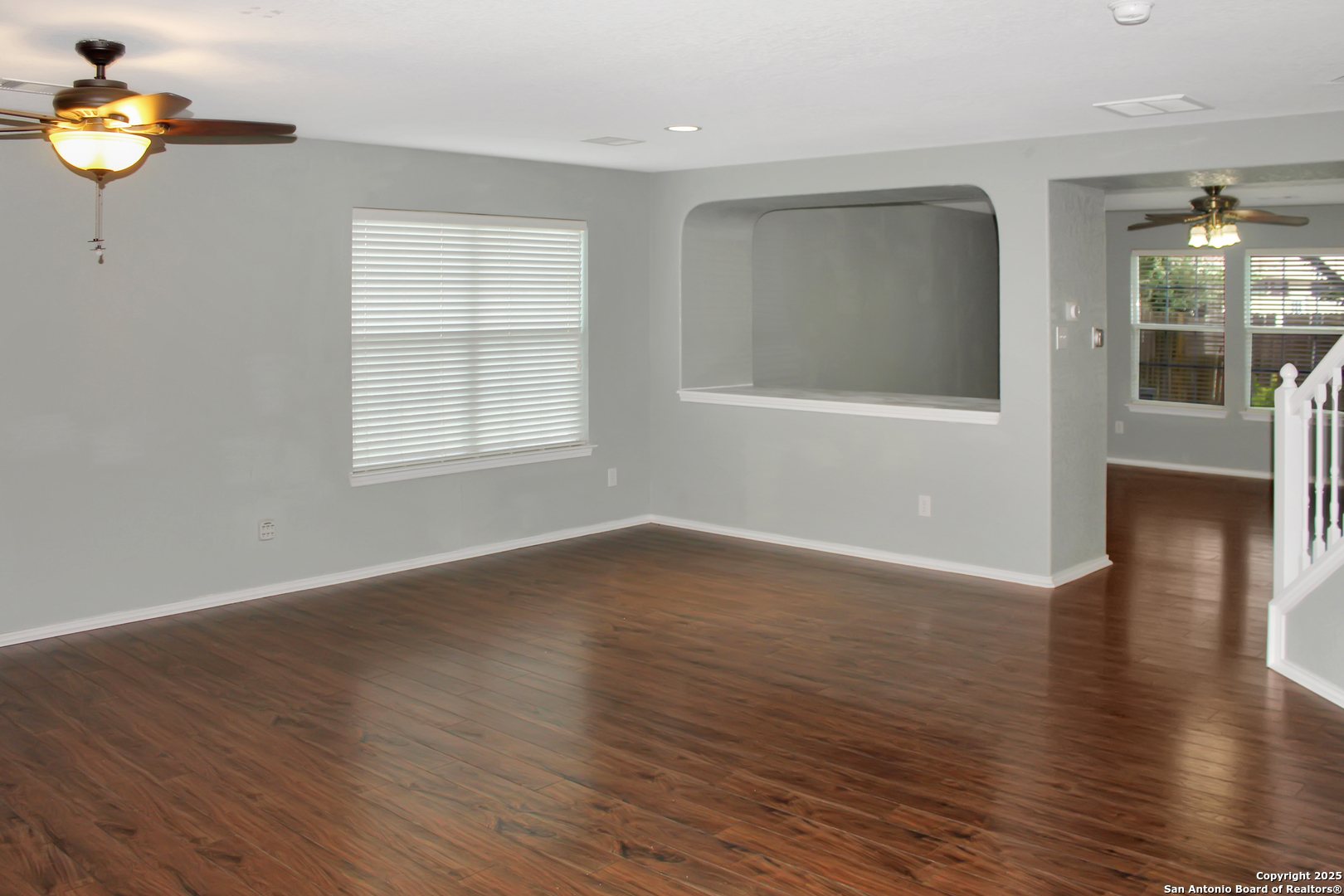 7527 Escada Crest