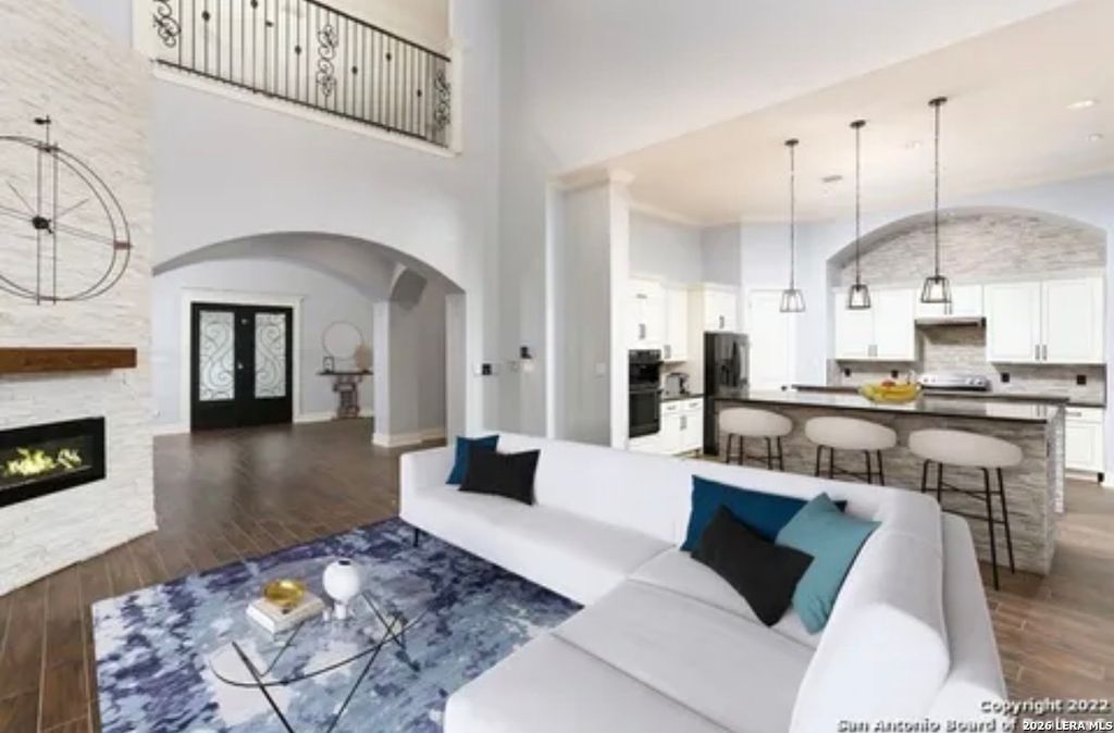 Photo of 1811 Barrett Palms, San Antonio, TX 78224 (MLS # 1951077)