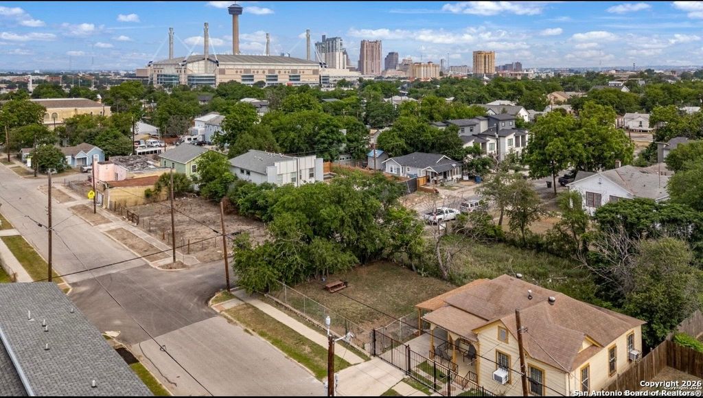 Photo of 503 Martin Luther King, San Antonio, TX 78203 (MLS # 1932692)