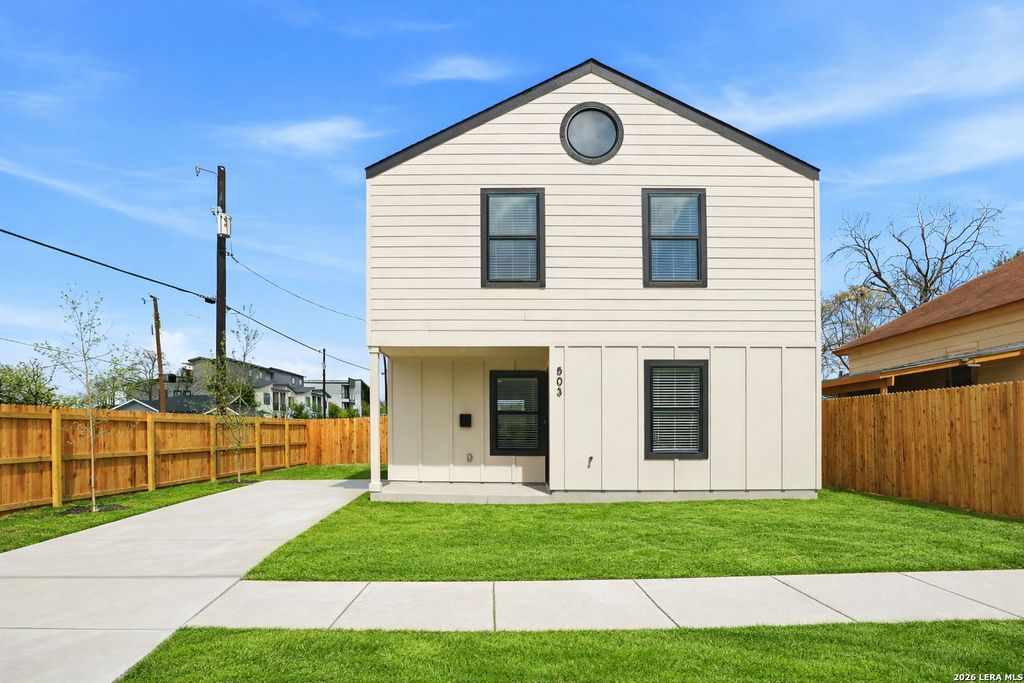 Photo of 503 Martin Luther King, San Antonio, TX 78203 (MLS # 1932692)