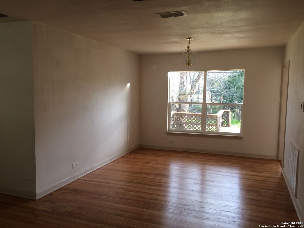 Photo of 1204 WILTSHIRE AVE, Terrell Hills, TX 78209 (MLS # 1968440)