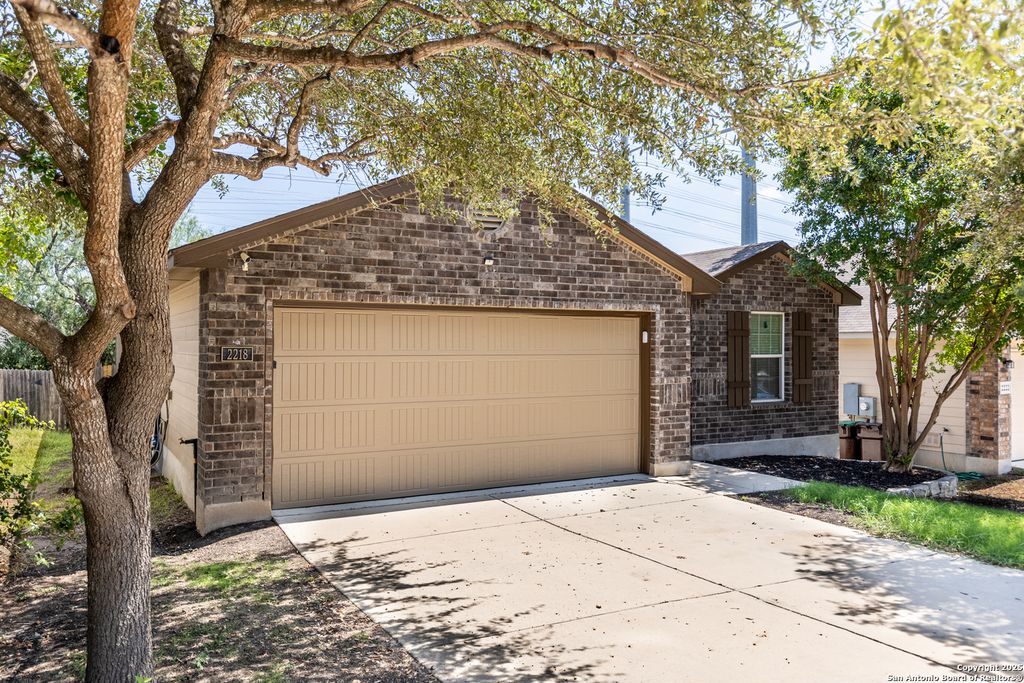 Photo of 2218 york, San Antonio, TX 78245 (MLS # 1896135)