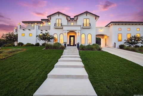 Photo of 179 HORSESHOE BND, Boerne, TX 78006 (MLS # 2010774)