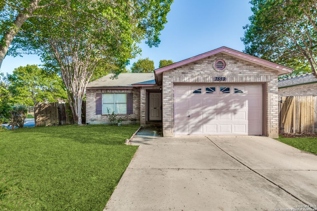 Photo of 7559 Tantara Ct, San Antonio, TX 78249 (MLS # 1914960)