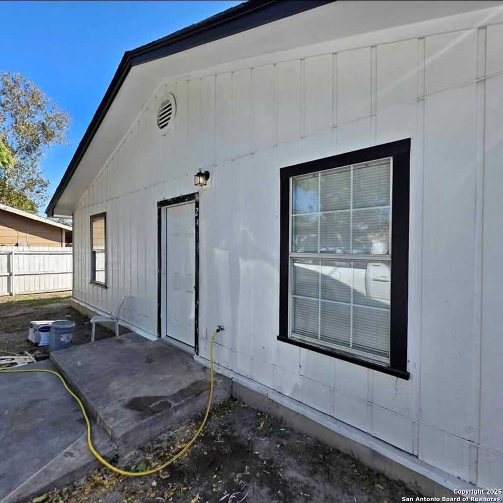 Photo of 1503 Vanderbilt, San Antonio, TX 78210 (MLS # 1928932)