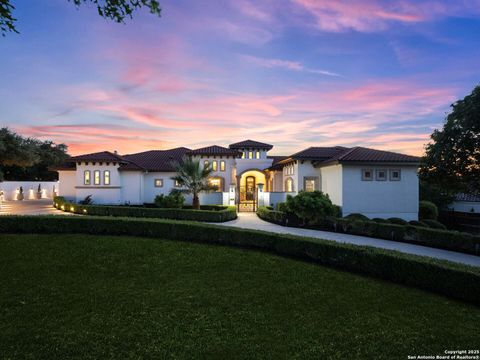 Photo of 131 CHAMPIONS BEND, San Antonio, TX 78258 (MLS # 1968488)