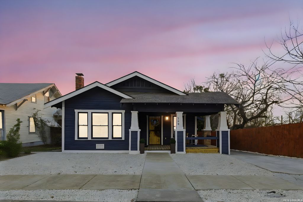 Photo of 128 BLANCO RD, San Antonio, TX 78212 (MLS # 1940290)