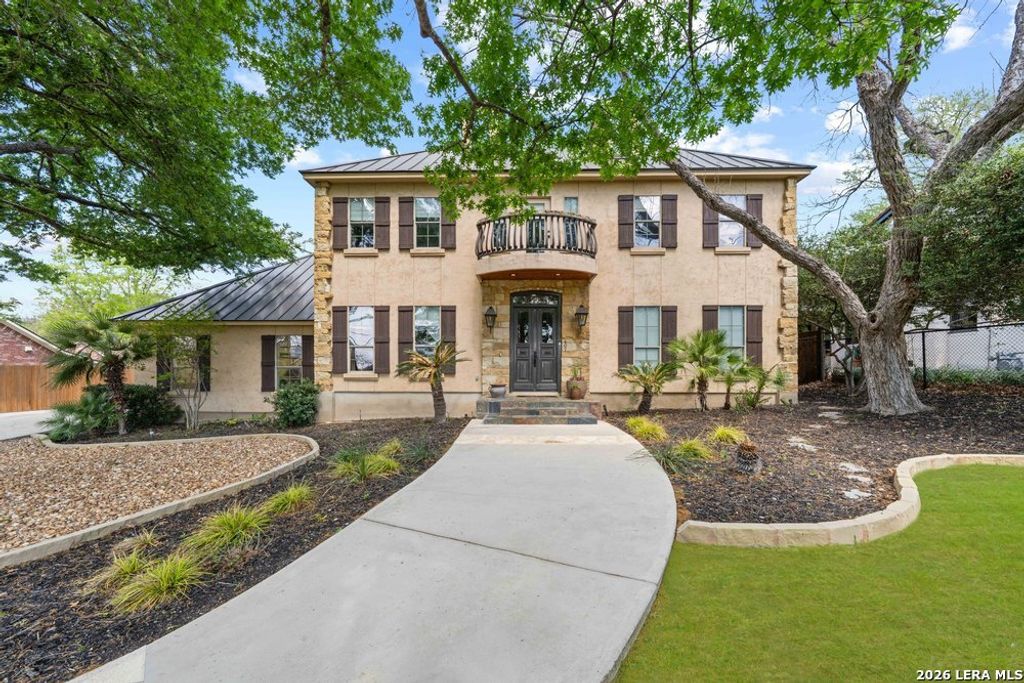 Photo of 407 Burr Rd, Terrell Hills, TX 78209 (MLS # 1941034)