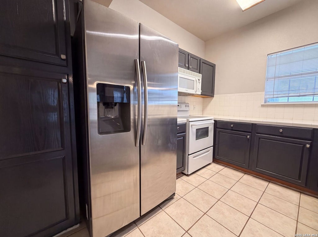 Photo of 40 CHAPEL HILL CIR UNIT, San Antonio, TX 78240 (MLS # 2002833)