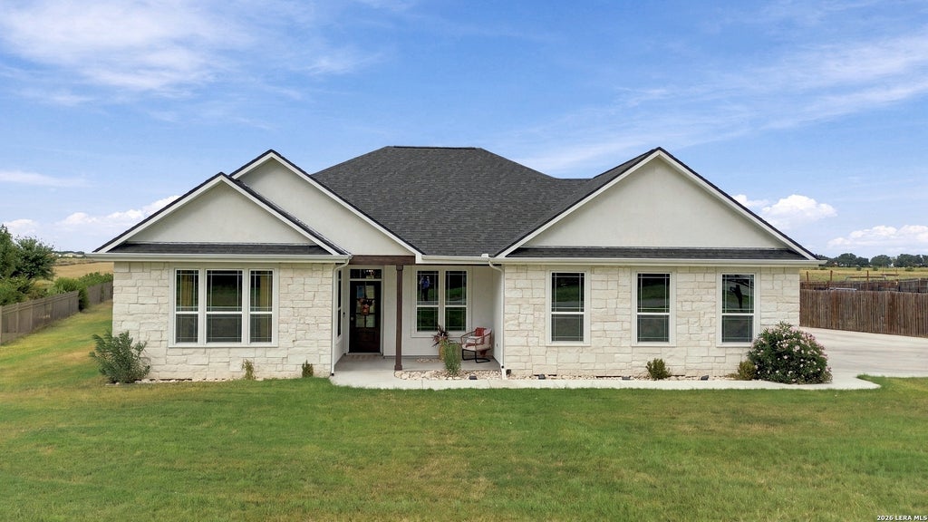 Photo of 192 Kimbrough, Seguin, TX 78155 (MLS # 2019157)