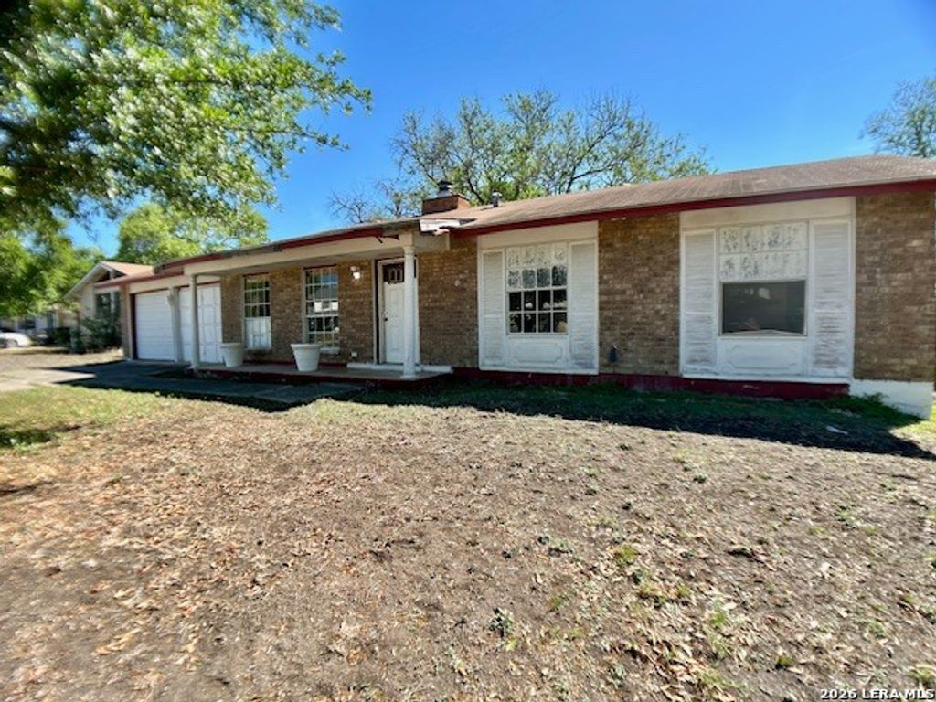 Photo of 2114 San Lucas, San Antonio, TX 78245 (MLS # 1955428)