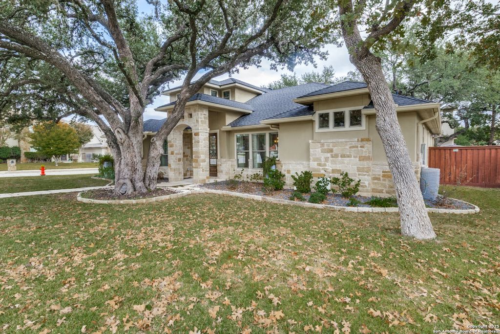 Photo of 205 Lone Tree, Boerne, TX 78006 (MLS # 1924777)