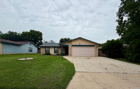 Property photo of 931 Hayloft Ln, San Antonio, TX 78245