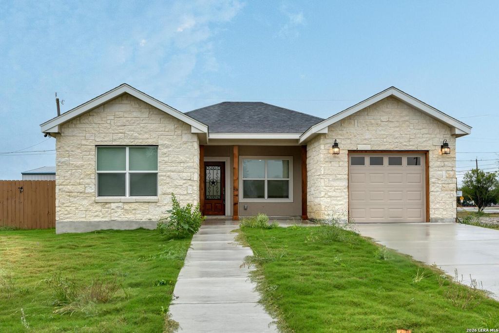 Photo of 5511 Pageland Dr, Kirby, TX 78219 (MLS # 1959663)