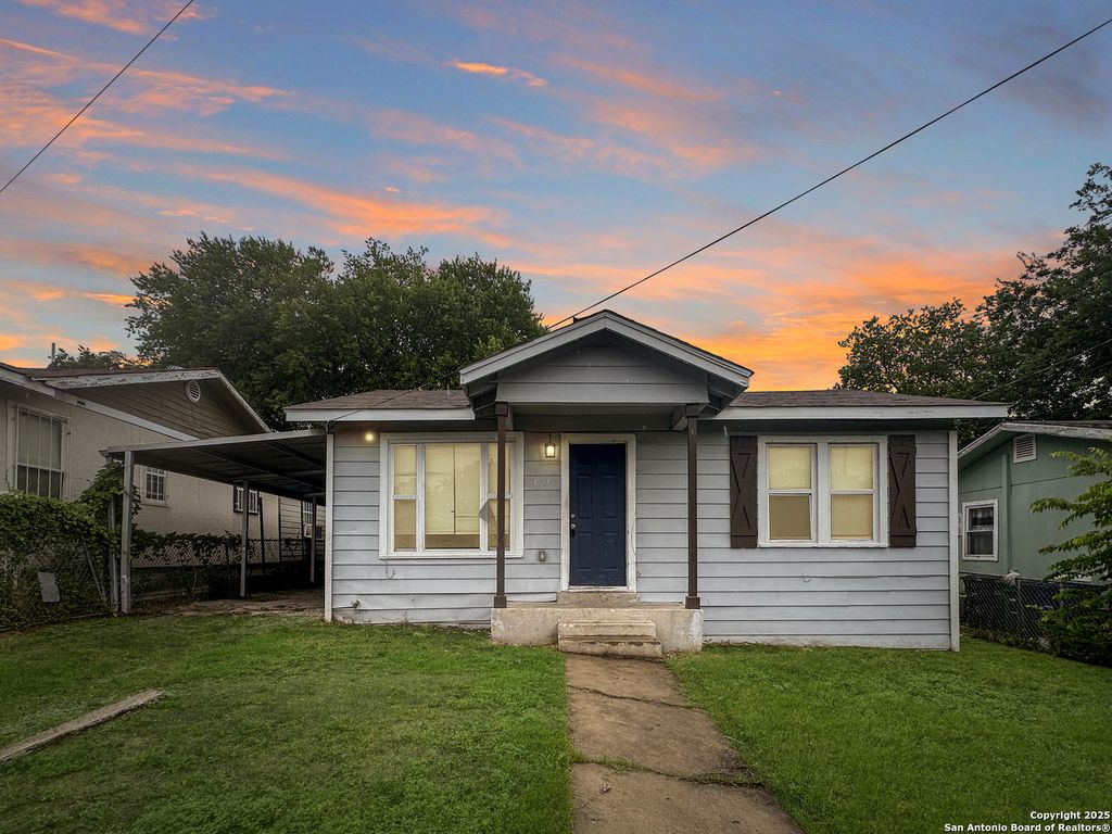 Photo of 307 Muegge, San Antonio, TX 78202 (MLS # 1882600)