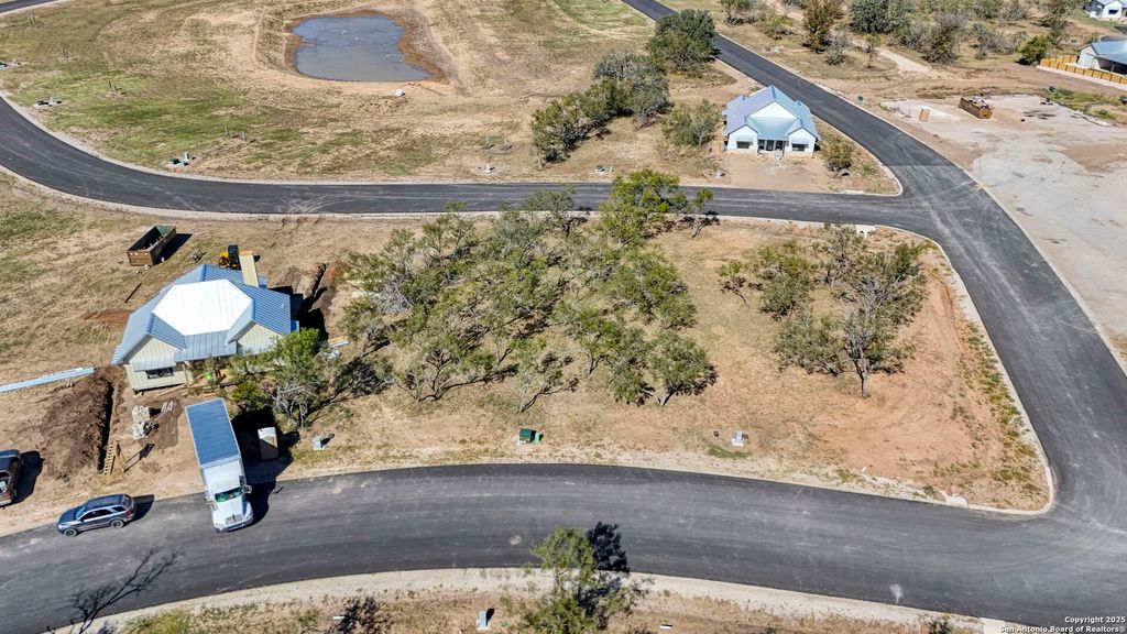 Photo of 77 Arch Ray Lp, Fredericksburg, TX 78624 (MLS # 1923038)