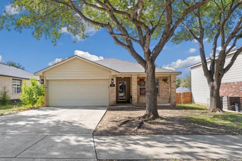 Property photo of 3953 Brook Hollow Dr, Schertz, TX 78154