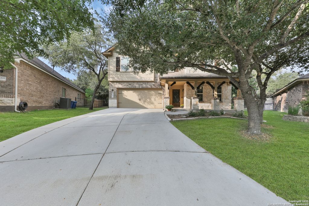 Photo of 10607 Carmona, Helotes, TX 78023 (MLS # 1908949)
