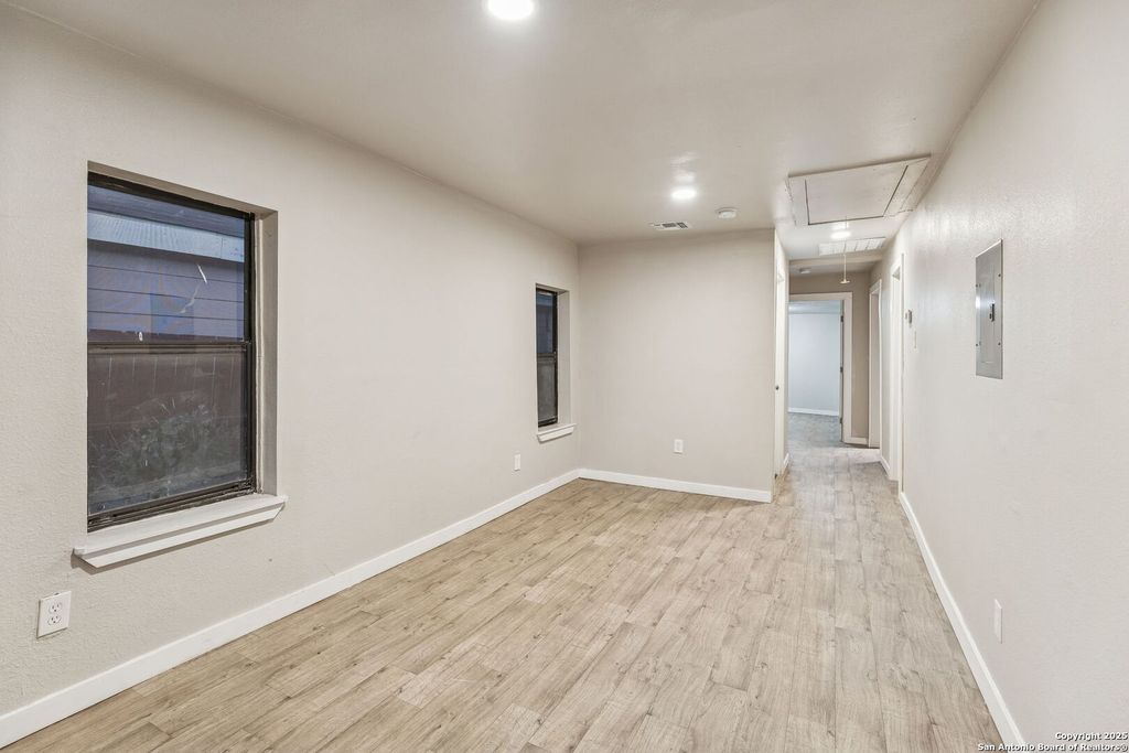 Photo of 2038 Hidalgo, San Antonio, TX 78207 (MLS # 1930089)