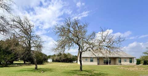 Property photo of 1520 Lakeside Dr, Lakehills, TX 78063