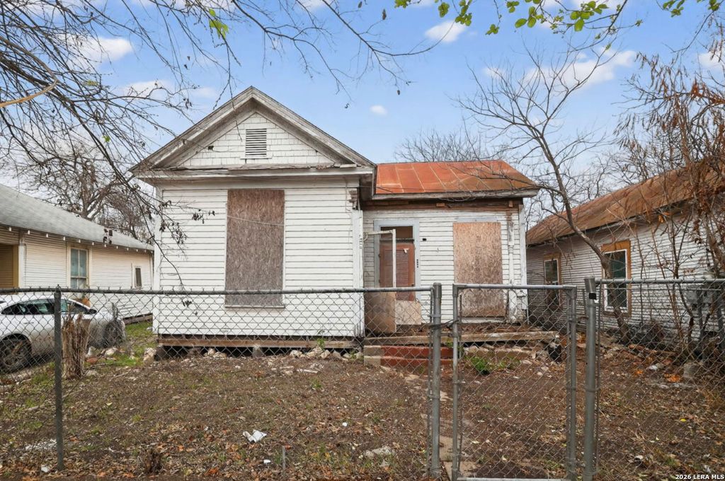 Photo of 1315 Burleson, San Antonio, TX 78202 (MLS # 1960385)