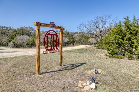 23073 N US Highway 83 ConCan TX 78838