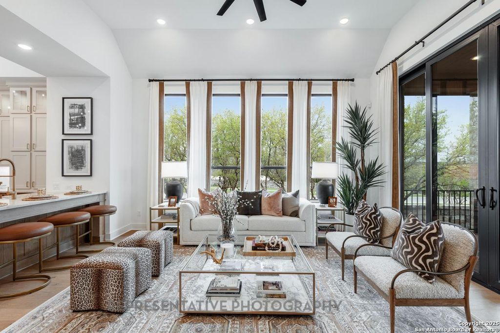 Photo of 201 Barton Creek, Boerne, TX 78006 (MLS # 1928900)