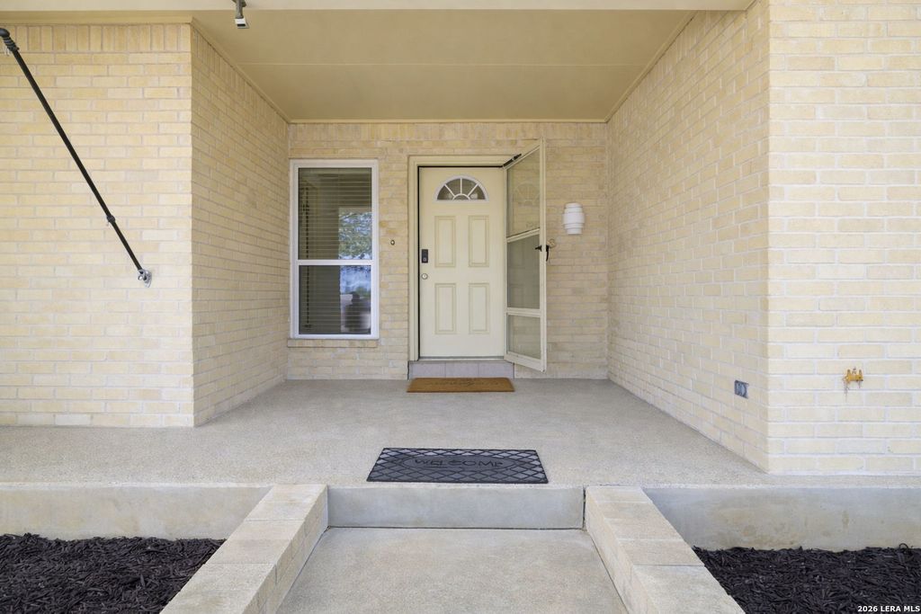 Photo of 5838 Winterhaven Dr, Windcrest, TX 78239 (MLS # 1956939)