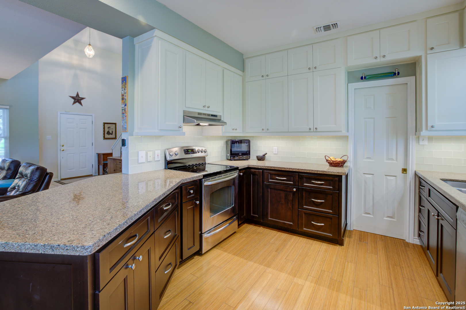 Canyon Lake, Texas 78133, United States, 3 Bedrooms Bedrooms, ,3 BathroomsBathrooms,Residential,Active,106323