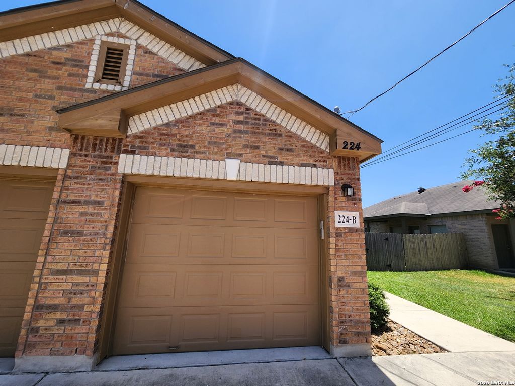 Photo of 224 ANNE LOUISE DR B #B, New Braunfels, TX 78130 (MLS # 1971467)