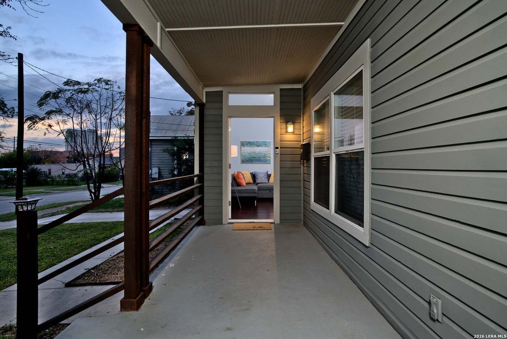 Photo of 521 DAWSON ST, San Antonio, TX 78202 (MLS # 1961458)