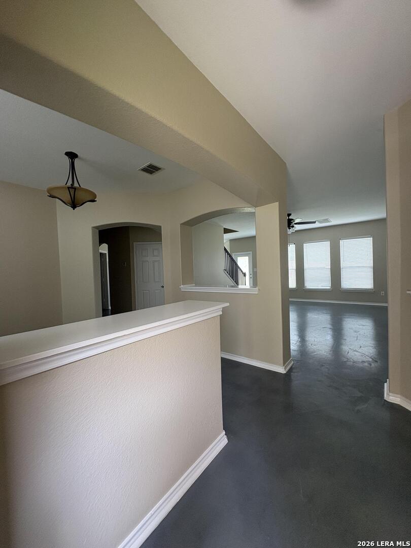 21034 Villa Valencia