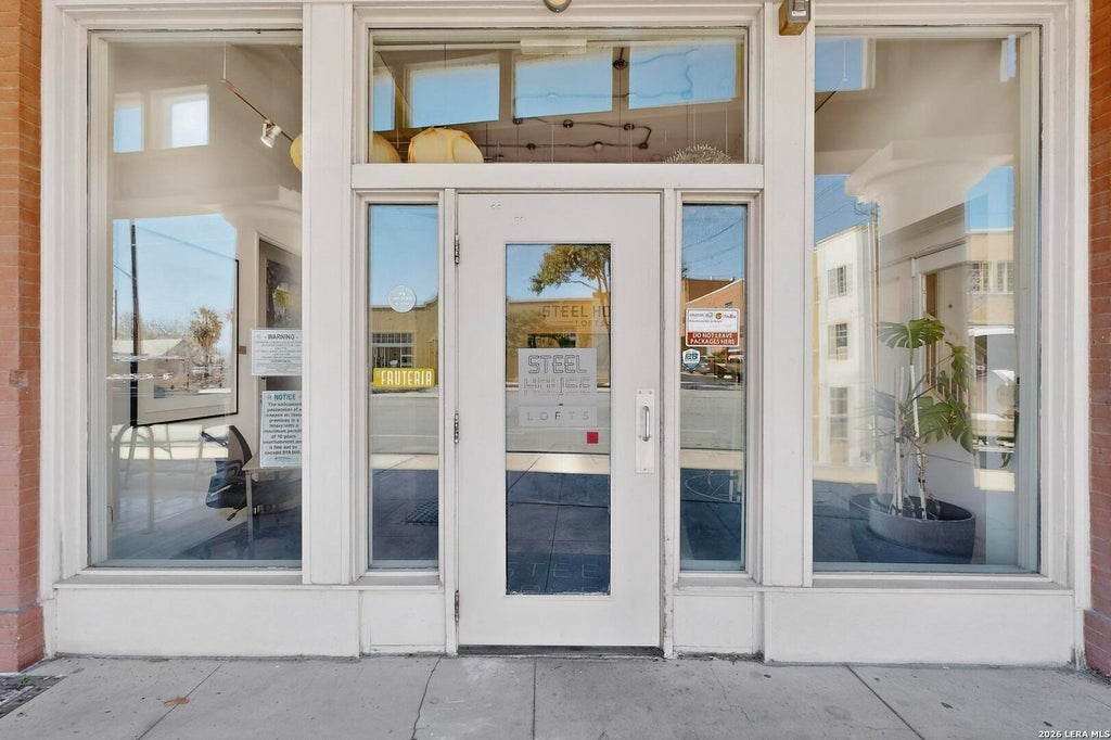 Photo of 1401 S FLORES ST APT 109 #APT 109, San Antonio, TX 78204 (MLS # 2013128)