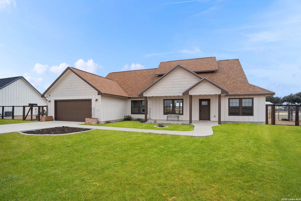 Photo of 659 Thormeyer, Seguin, TX 78155 (MLS # 1942249)