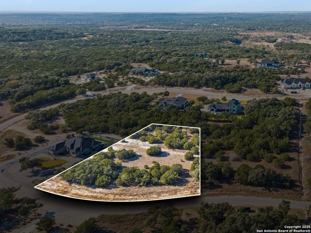 Photo of 1713 Paradise Parkway, Canyon Lake, TX 78133 (MLS # 1922390)