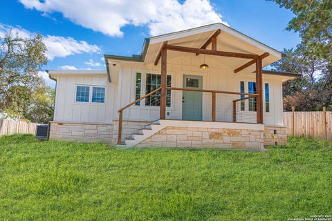 A home in Canyon Lake