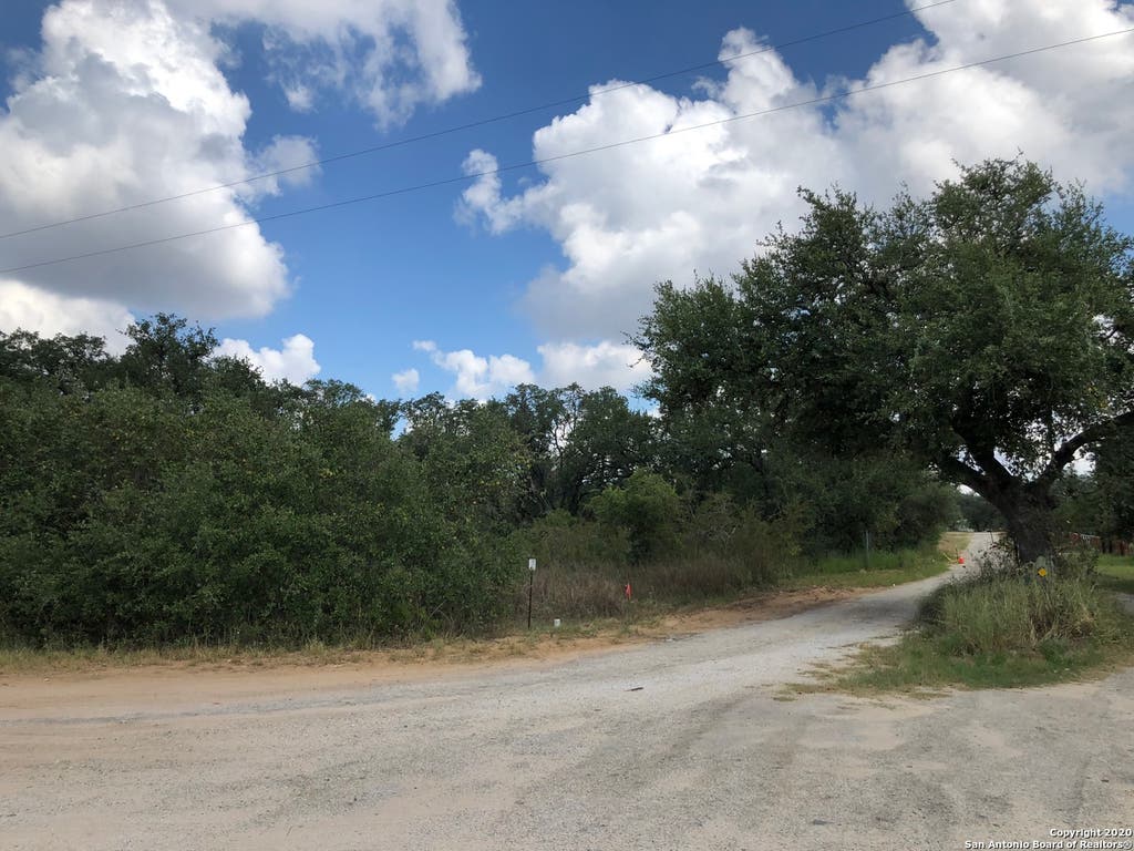 Photo of LOT 6 &amp; 7 OAK LN, Poteet, TX 78065 (MLS # 1480959)