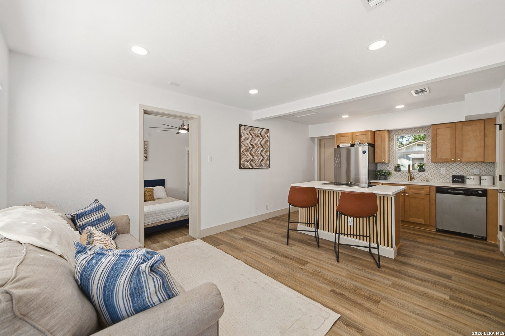 103 SHORT ST